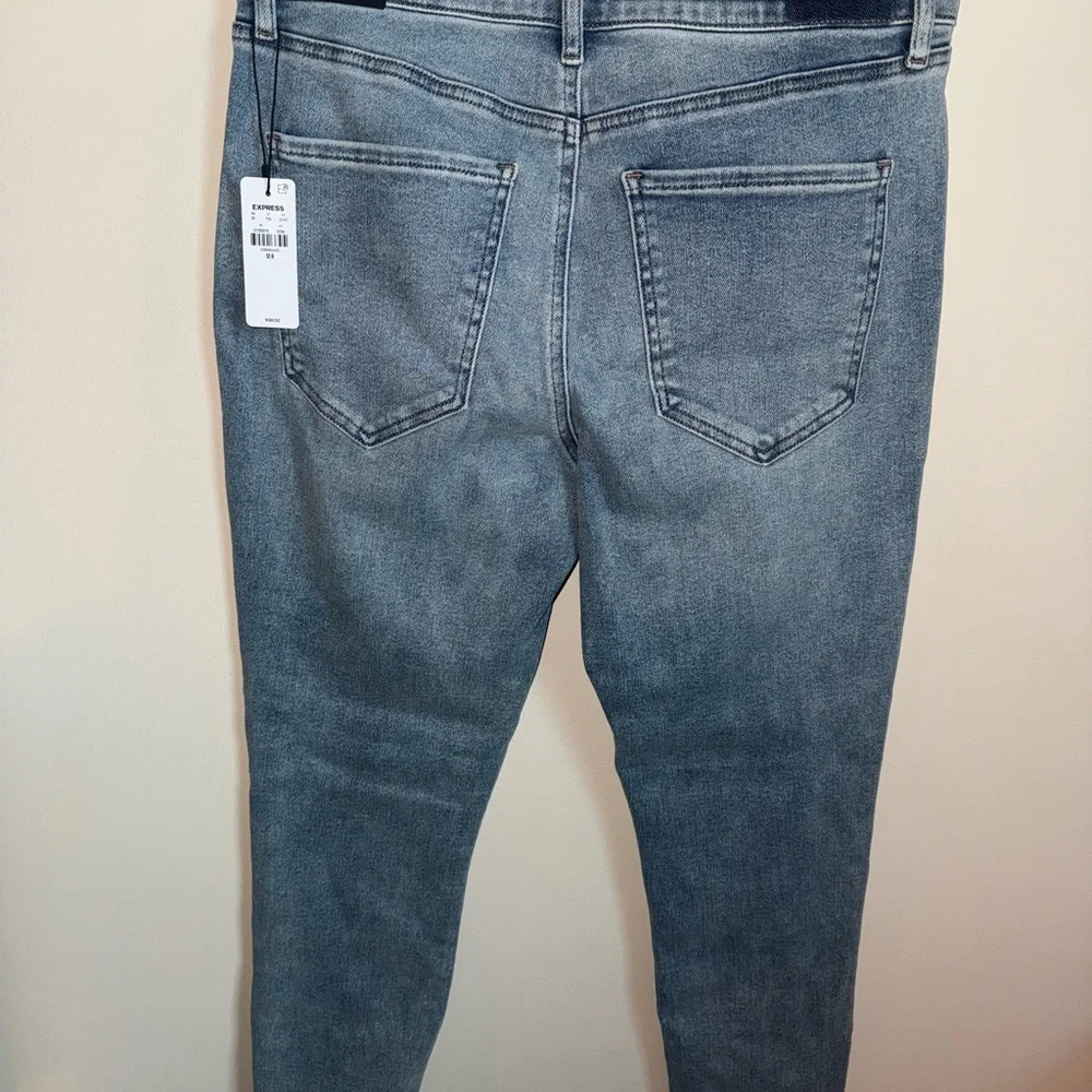 NWT Express Women’s Mid Rise Blue Jeans with metal buckles size 12 - Picture 5 of 6